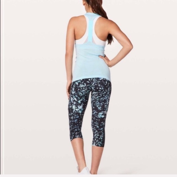 NWT lululemon Swiftly T-back Tank - Picture 4 of 4